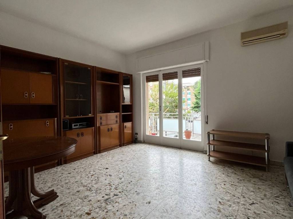 appartamento in affitto a Pomezia
