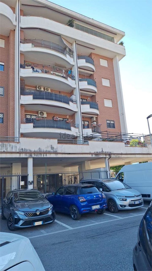 appartamento in affitto a Pomezia