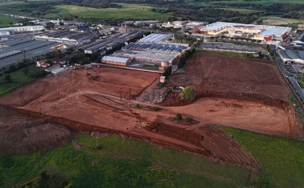locale di sgombero in affitto a Pomezia in zona Pratica di Mare