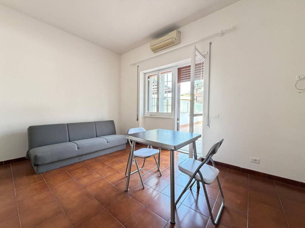 appartamento in affitto a Pomezia