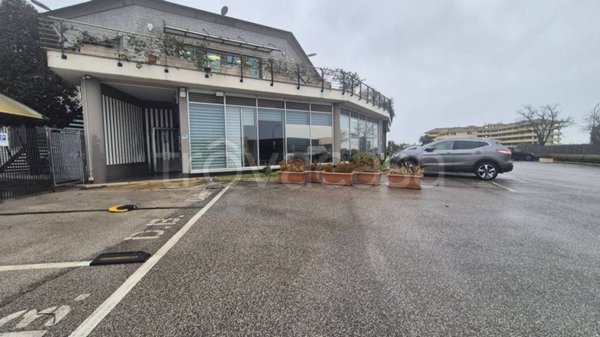 ufficio in affitto a Pomezia