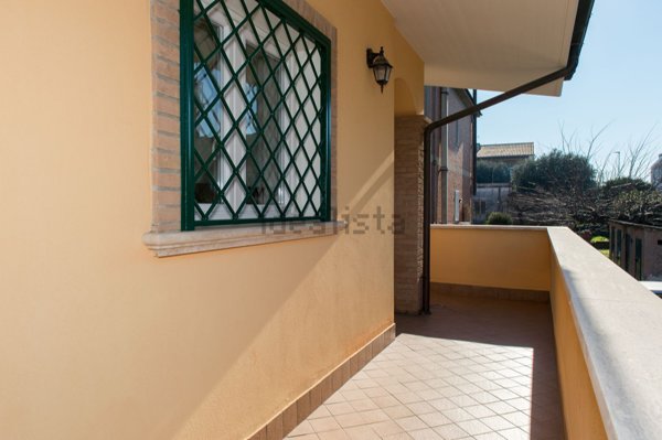 appartamento in affitto a Pomezia
