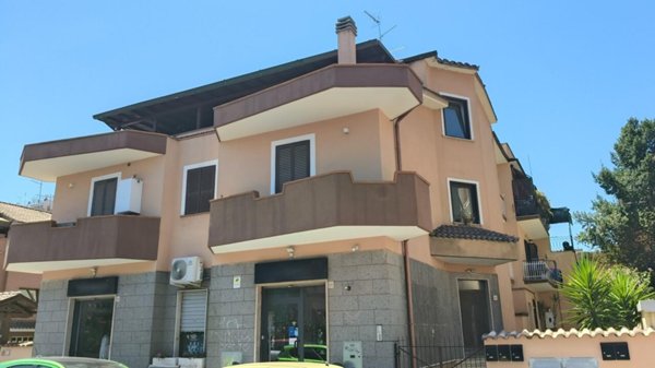 appartamento in affitto a Pomezia