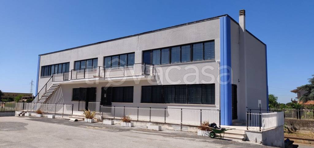 ufficio in affitto a Pomezia