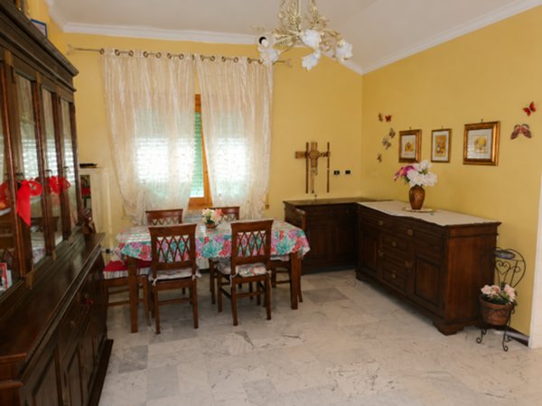 appartamento in affitto a Pomezia
