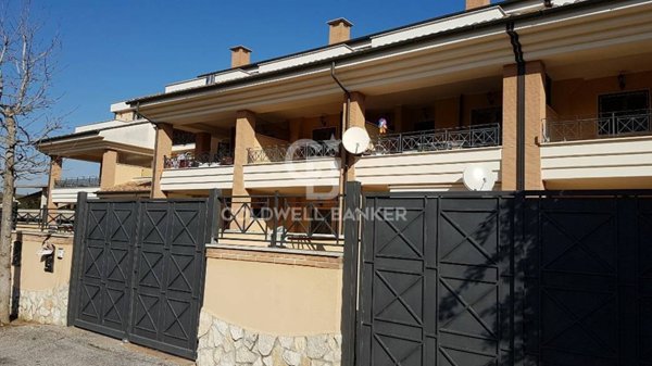 appartamento in affitto a Pomezia