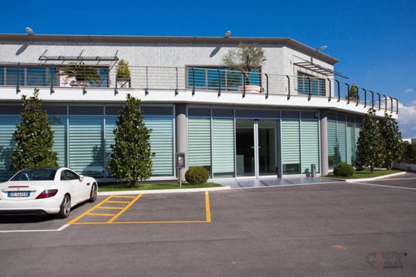 ufficio in affitto a Pomezia