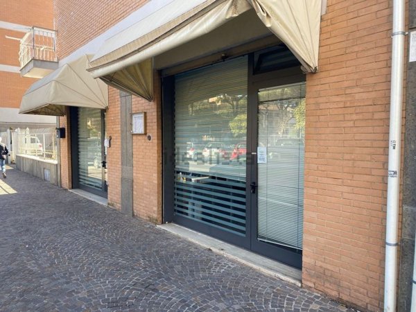 ufficio in affitto a Pomezia