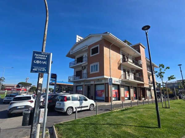 ufficio in affitto a Pomezia