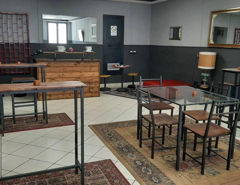 locale commerciale in affitto a Riano