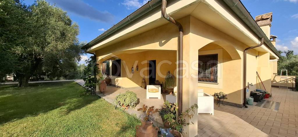 appartamento in affitto a Riano