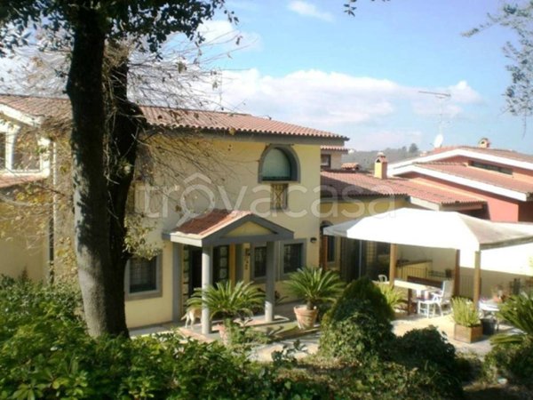 appartamento in affitto a Riano