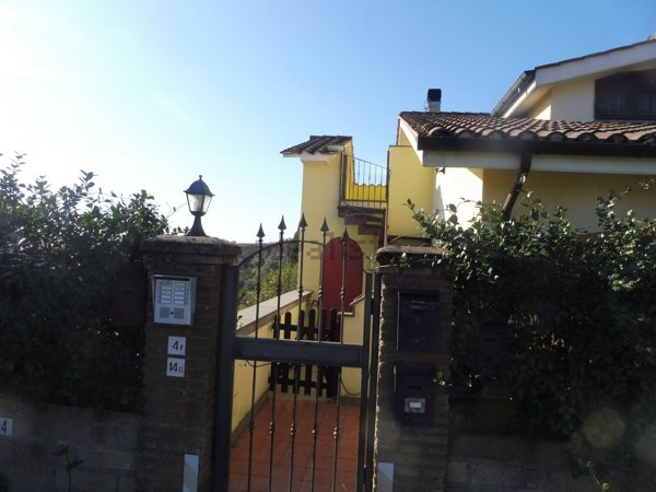 appartamento in affitto a Riano