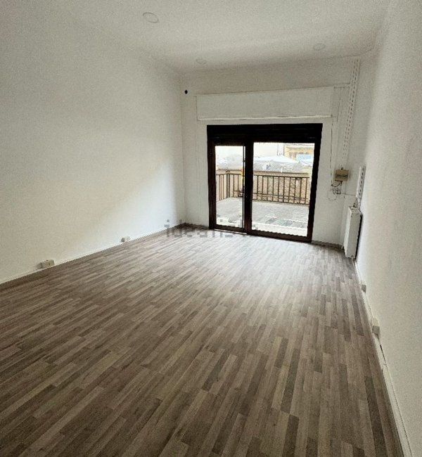 locale commerciale in affitto a Rignano Flaminio