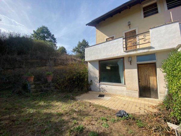 casa indipendente in affitto a Rignano Flaminio