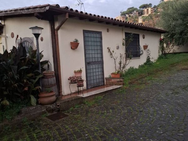 appartamento in affitto a Rocca di Papa