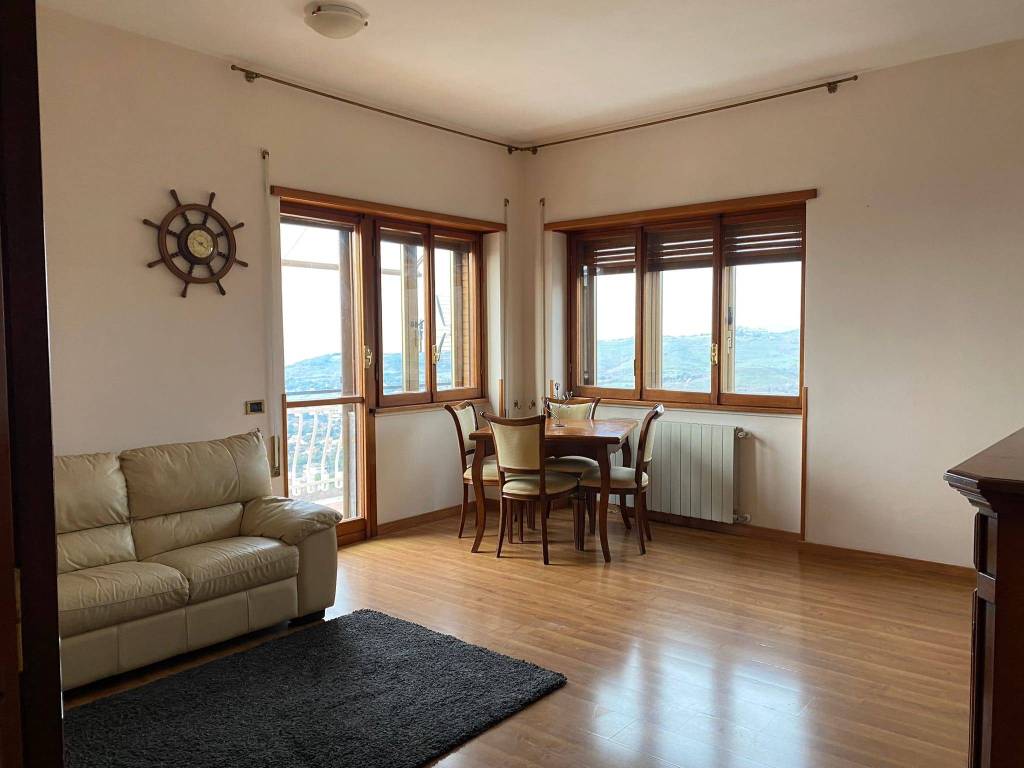 appartamento in affitto a Rocca di Papa
