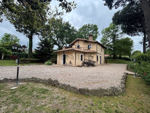 casa indipendente in affitto a Rocca di Papa