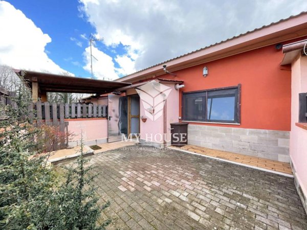 casa indipendente in affitto a Rocca Priora