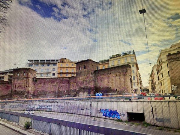 intera palazzina in affitto a Roma in zona Ludovisi/Sallustiano