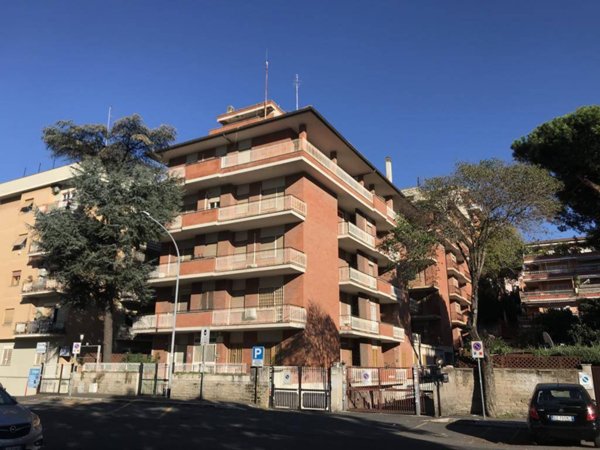 ufficio in affitto a Roma in zona Primavalle