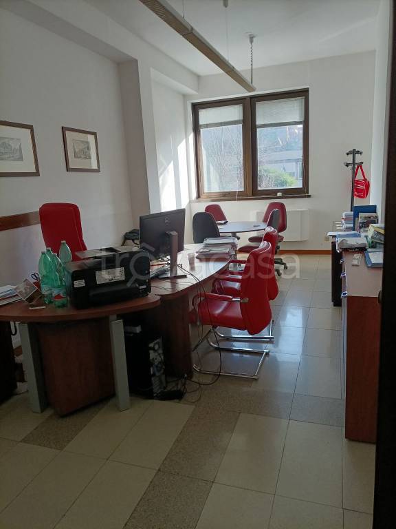 ufficio in affitto a Roma in zona Giuliano Dalmata
