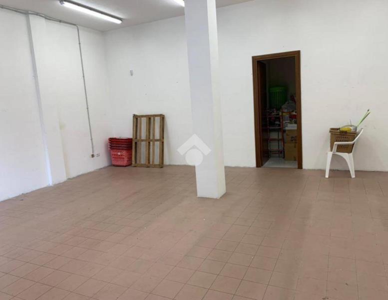 locale commerciale in affitto a Roma in zona San Basilio