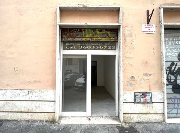 locale commerciale in affitto a Roma in zona Appio Latino