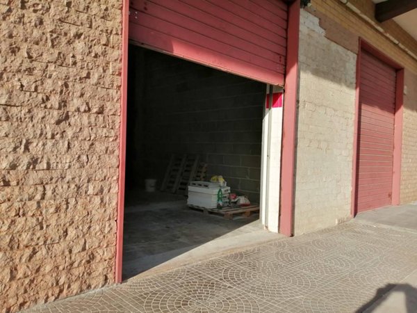 locale commerciale in affitto a Roma in zona Casal Monastero