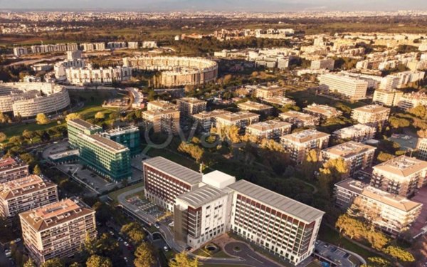 negozio in affitto a Roma in zona EUR