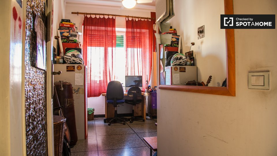 casa indipendente in affitto a Roma in zona Tuscolano