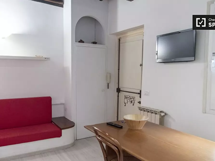 appartamento in affitto a Roma in zona Rione Regola