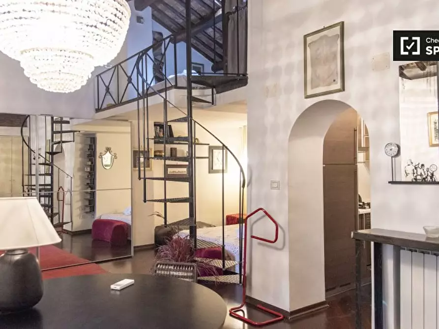 appartamento in affitto a Roma in zona Rione Regola