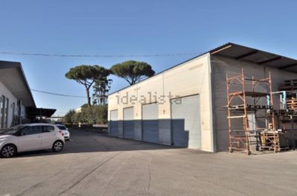 locale di sgombero in affitto a Roma in zona Prenestino-Centocelle