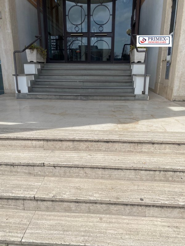 ufficio in affitto a Roma in zona Ardeatino