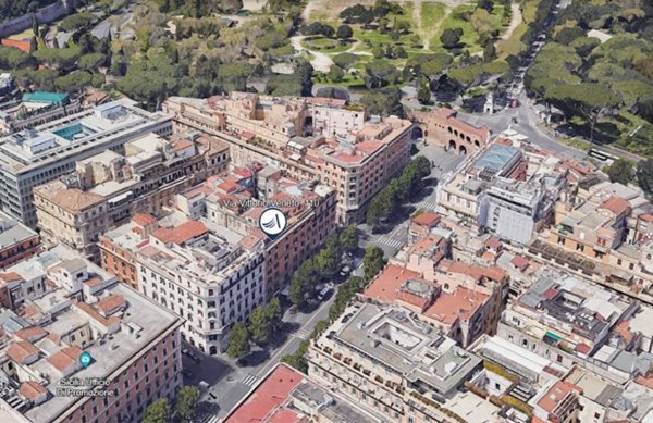 negozio in affitto a Roma in zona Centro Storico