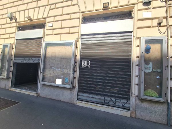 negozio in affitto a Roma in zona Rione Monti/Campitelli