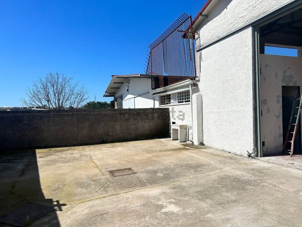 capannone in affitto a Roma in zona Finocchio