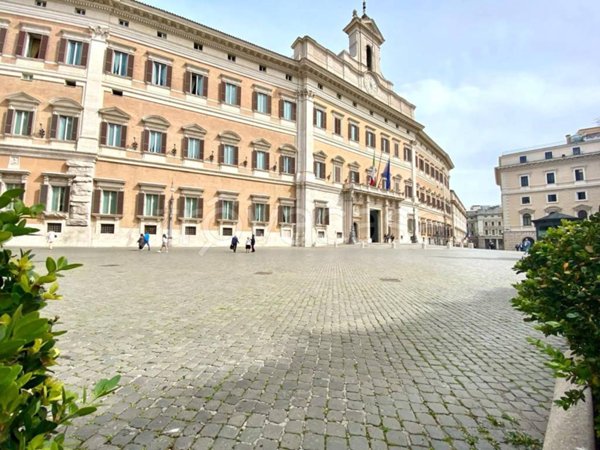 ufficio in affitto a Roma in zona Trevi-Colonna
