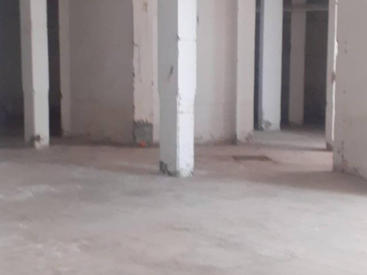 locale di sgombero in affitto a Roma in zona Gianicolense