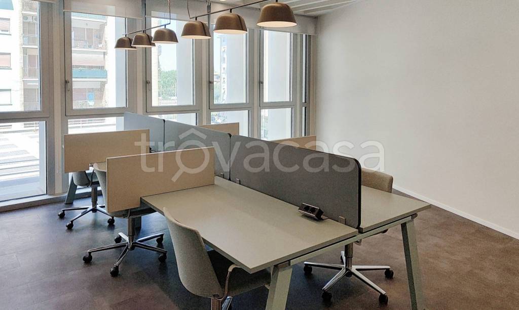 ufficio in affitto a Roma in zona Ostiense