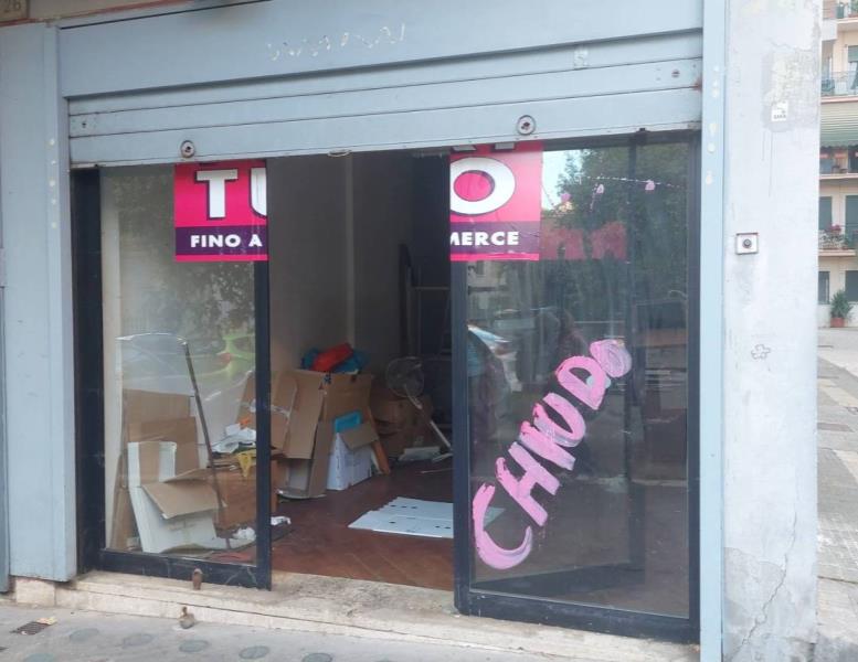 negozio in affitto a Roma in zona Appio Latino