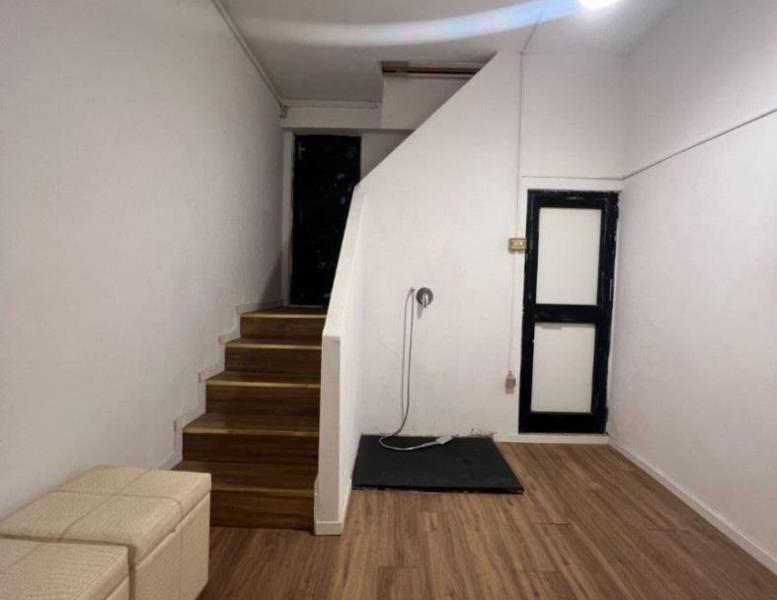 locale commerciale in affitto a Roma in zona Appio Latino