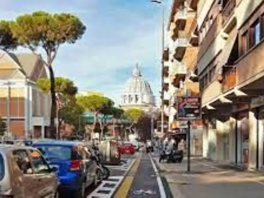 locale commerciale in affitto a Roma in zona Aurelio