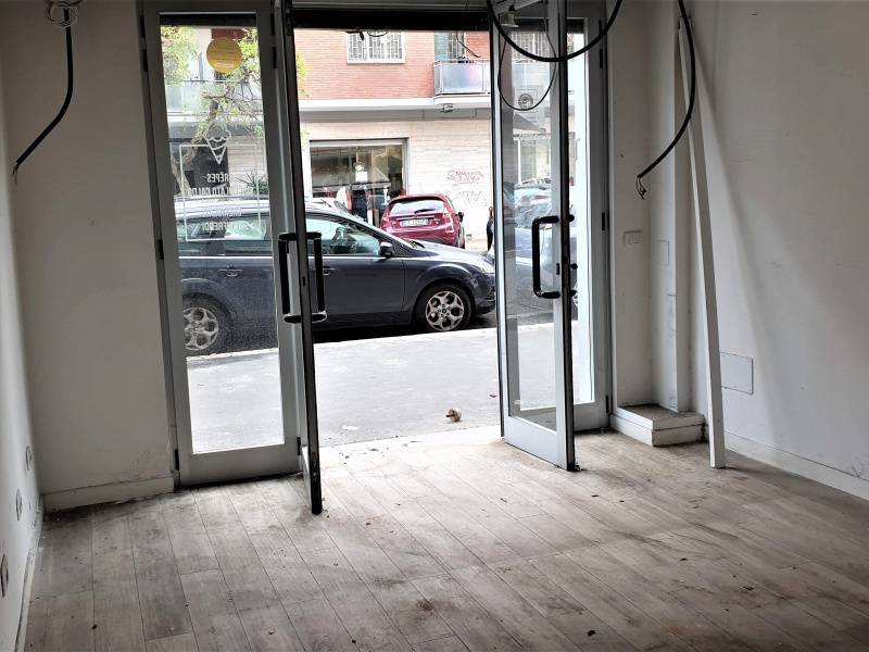 negozio in affitto a Roma in zona Ostia