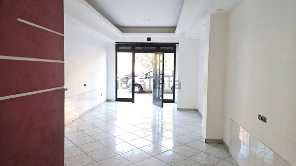 negozio in affitto a Roma in zona Ostia