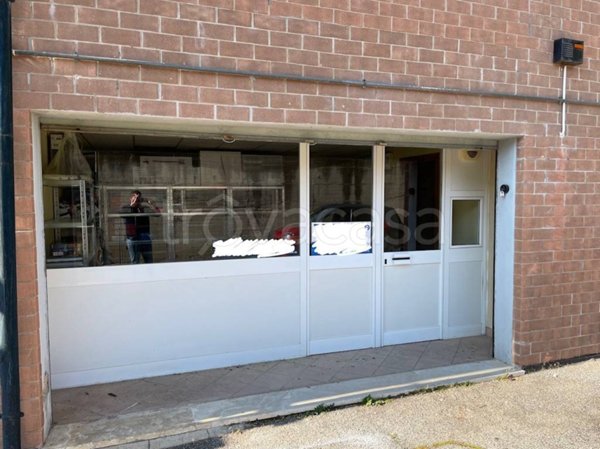 locale commerciale in affitto a Roma in zona Trigoria