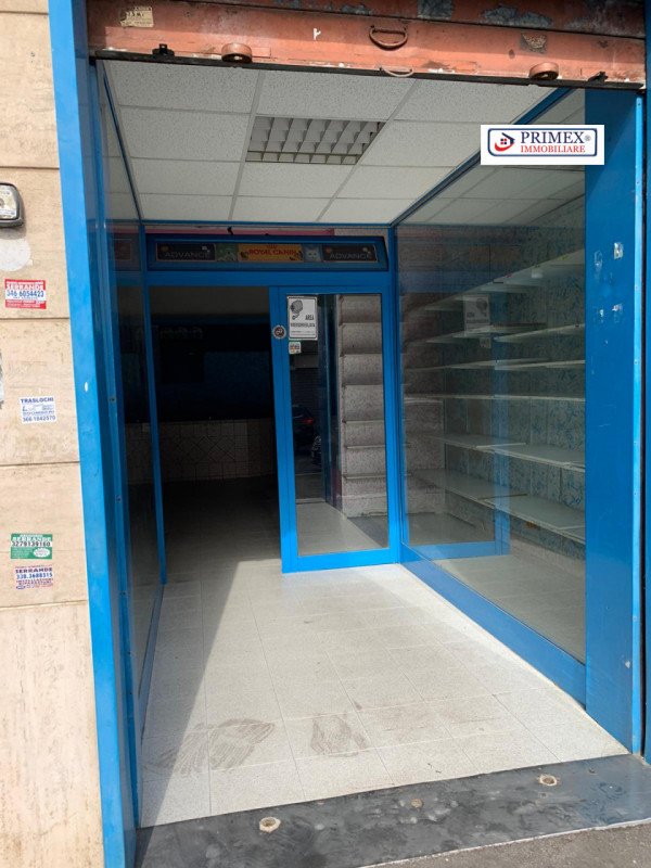 negozio in affitto a Roma in zona Torre Angela