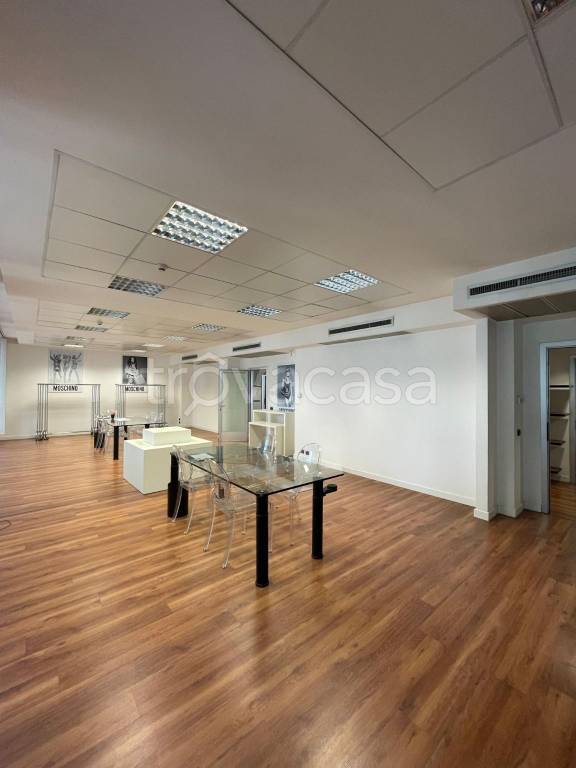 ufficio in affitto a Roma in zona Ostiense