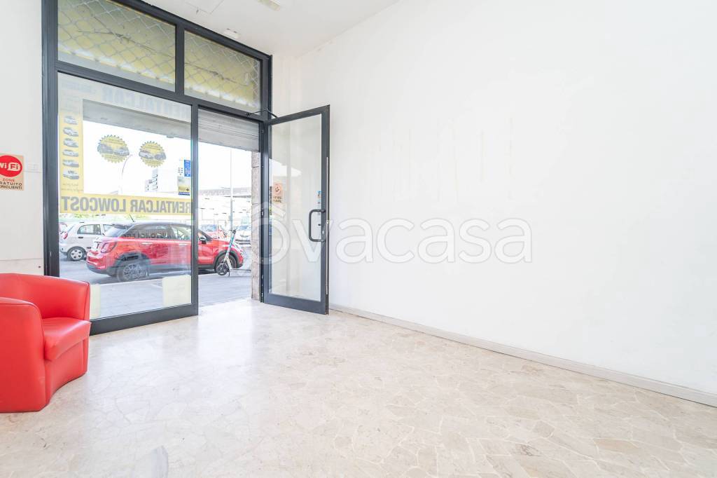 negozio in affitto a Roma in zona Collatino